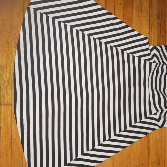 EXPRESS PIN STRIP DRESS - Picture 5 of 6